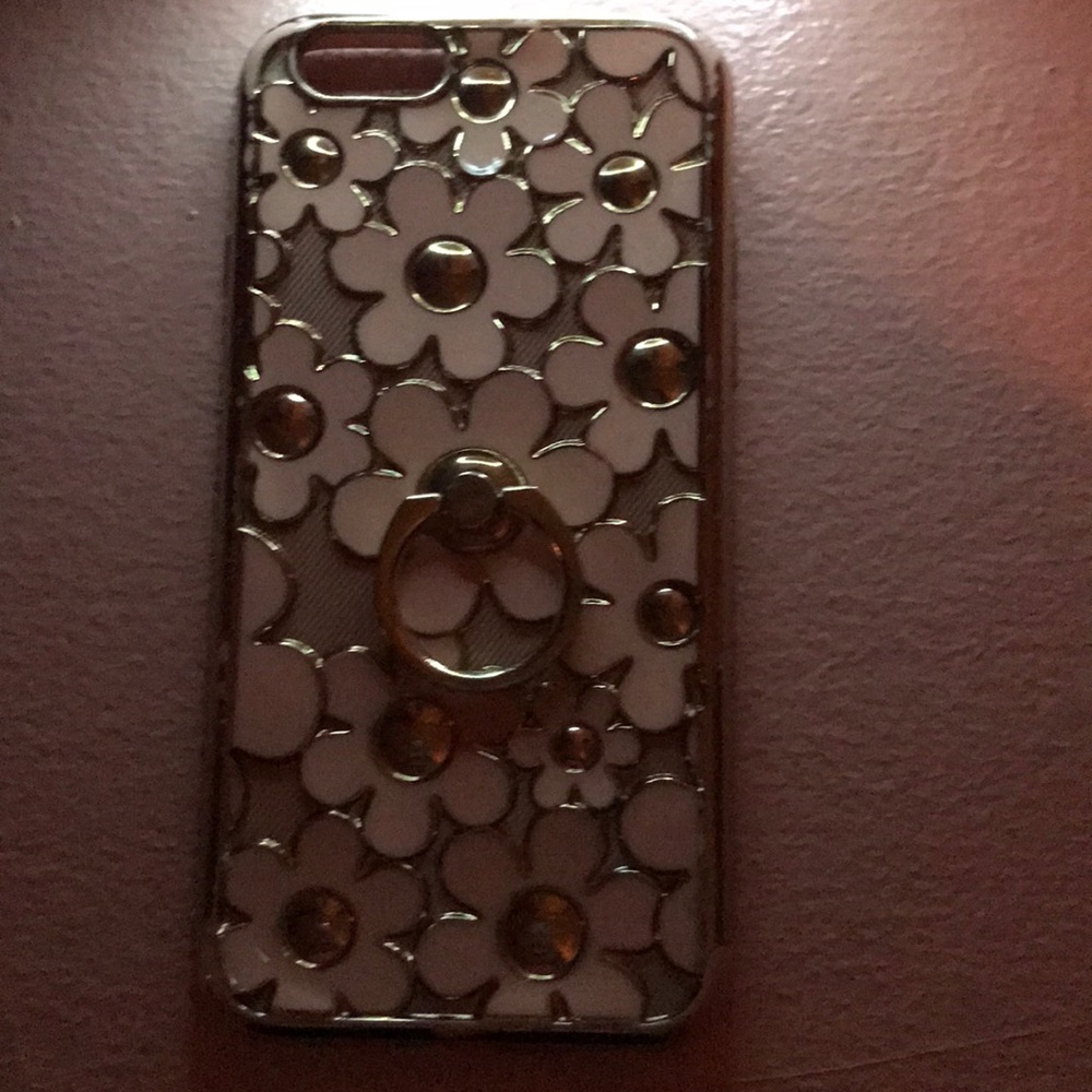 Pink iPhone cases 💖💖✨ - Picture 2 of 5